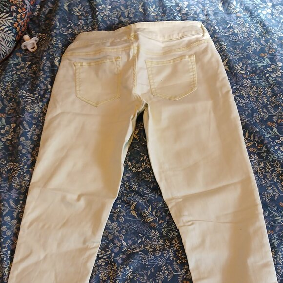 Maurices Neon Yellow Skinny Pants Size Small - Picture 3 of 3
